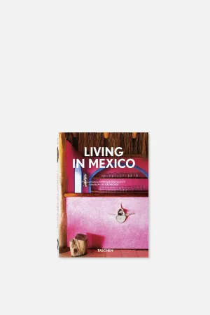 Living in Mexico. 40th Ed.