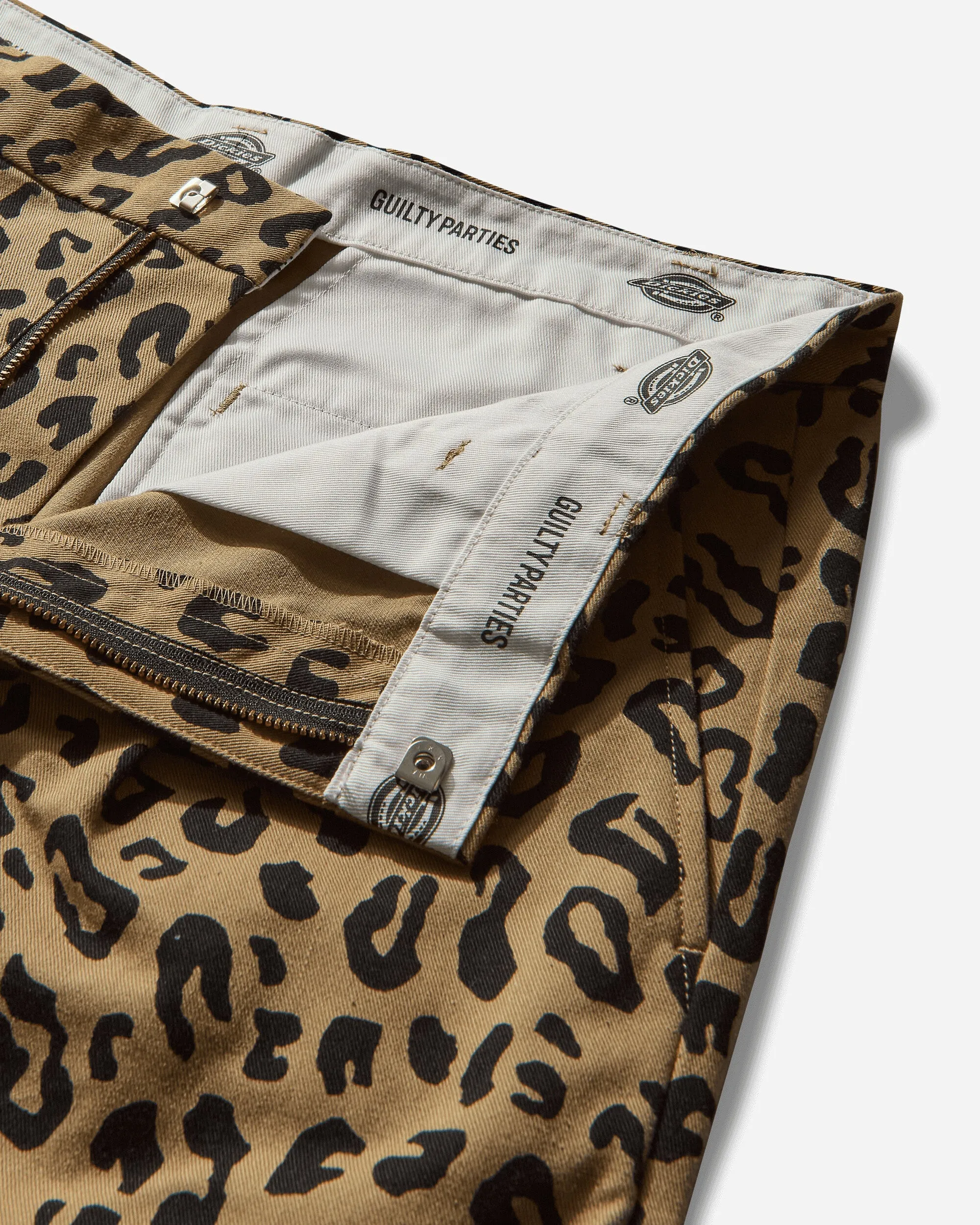 Men's Dickies Leopard Pleated Short Trousers (Type-2) Beige