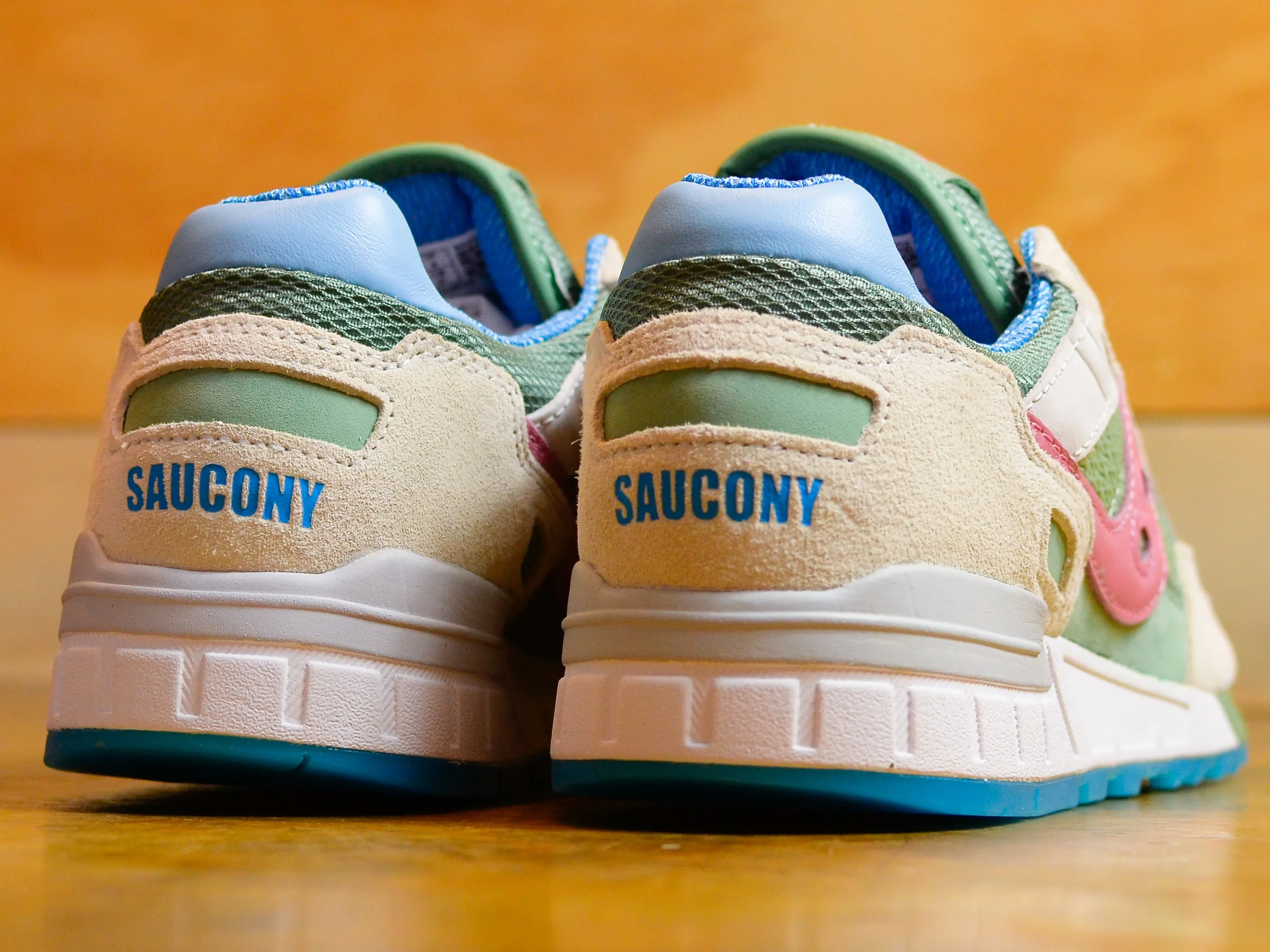 Shadow 5000 'Galapagos' - Mint / Purple