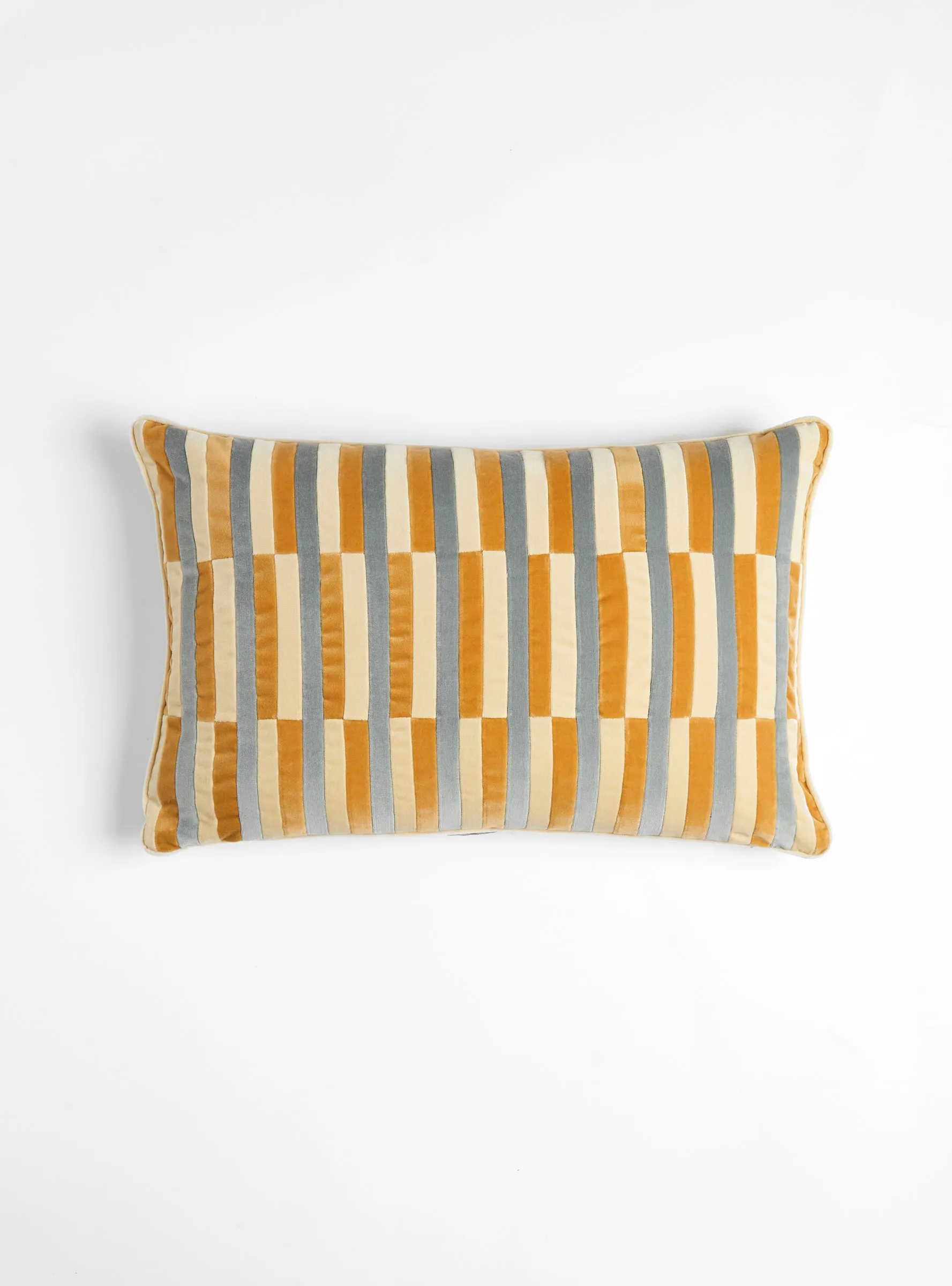 Thea Cushion