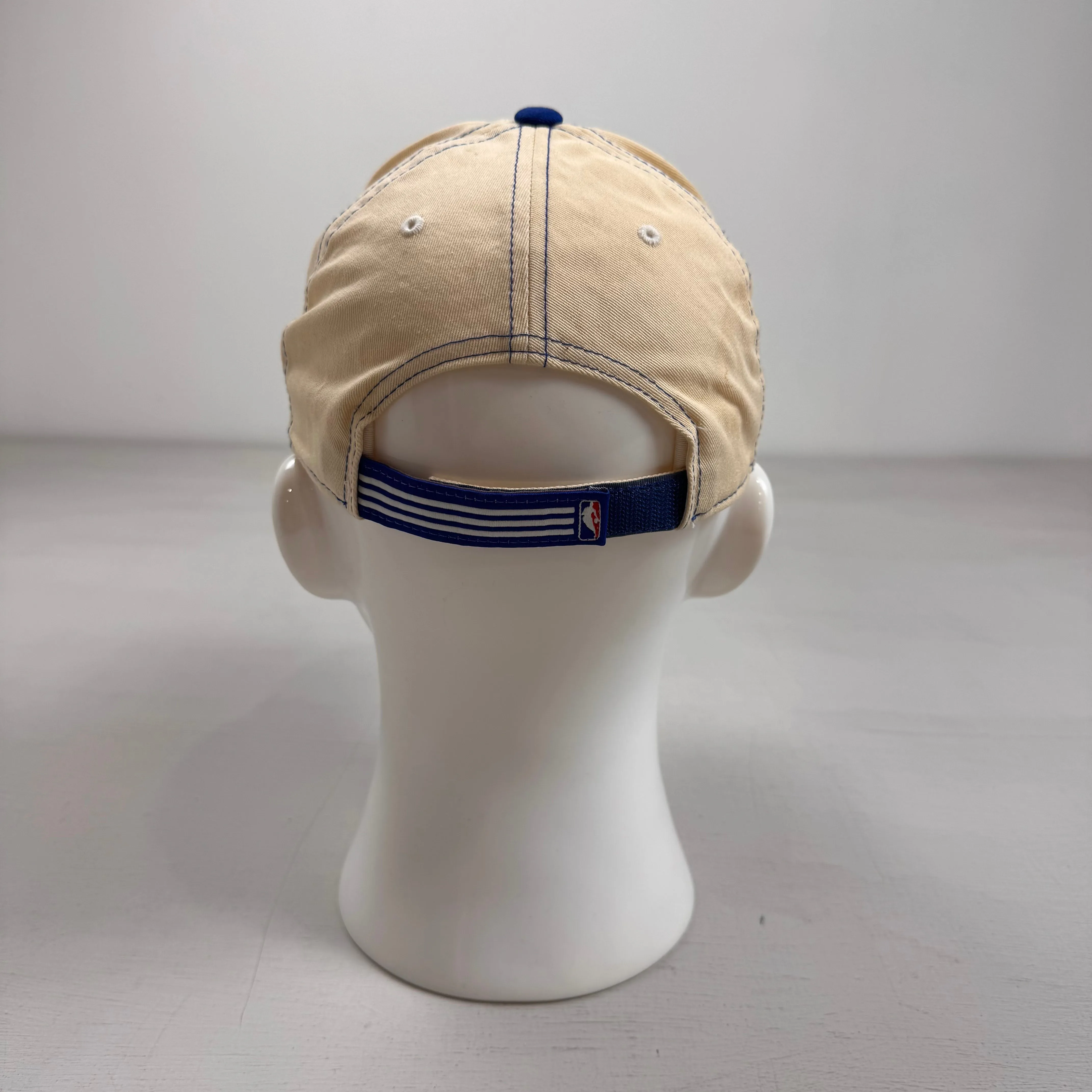 Vintage New York Knicks Adidas Beige Cap
